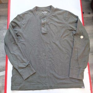 Eddie Bauer Legend Wash T-shirt men's size L green long sleeve button up neck